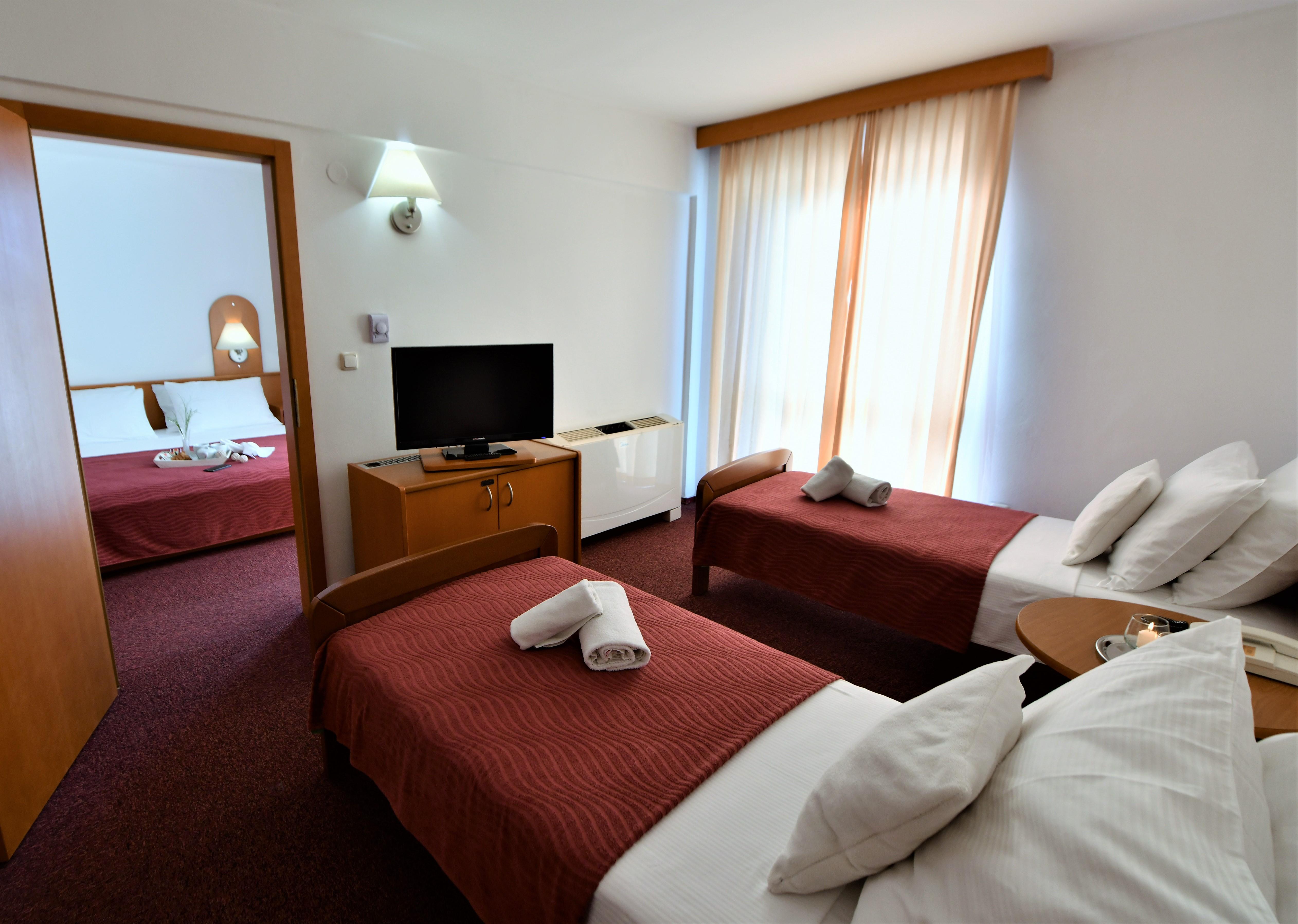 Hotel Alkar Sinj Exterior photo