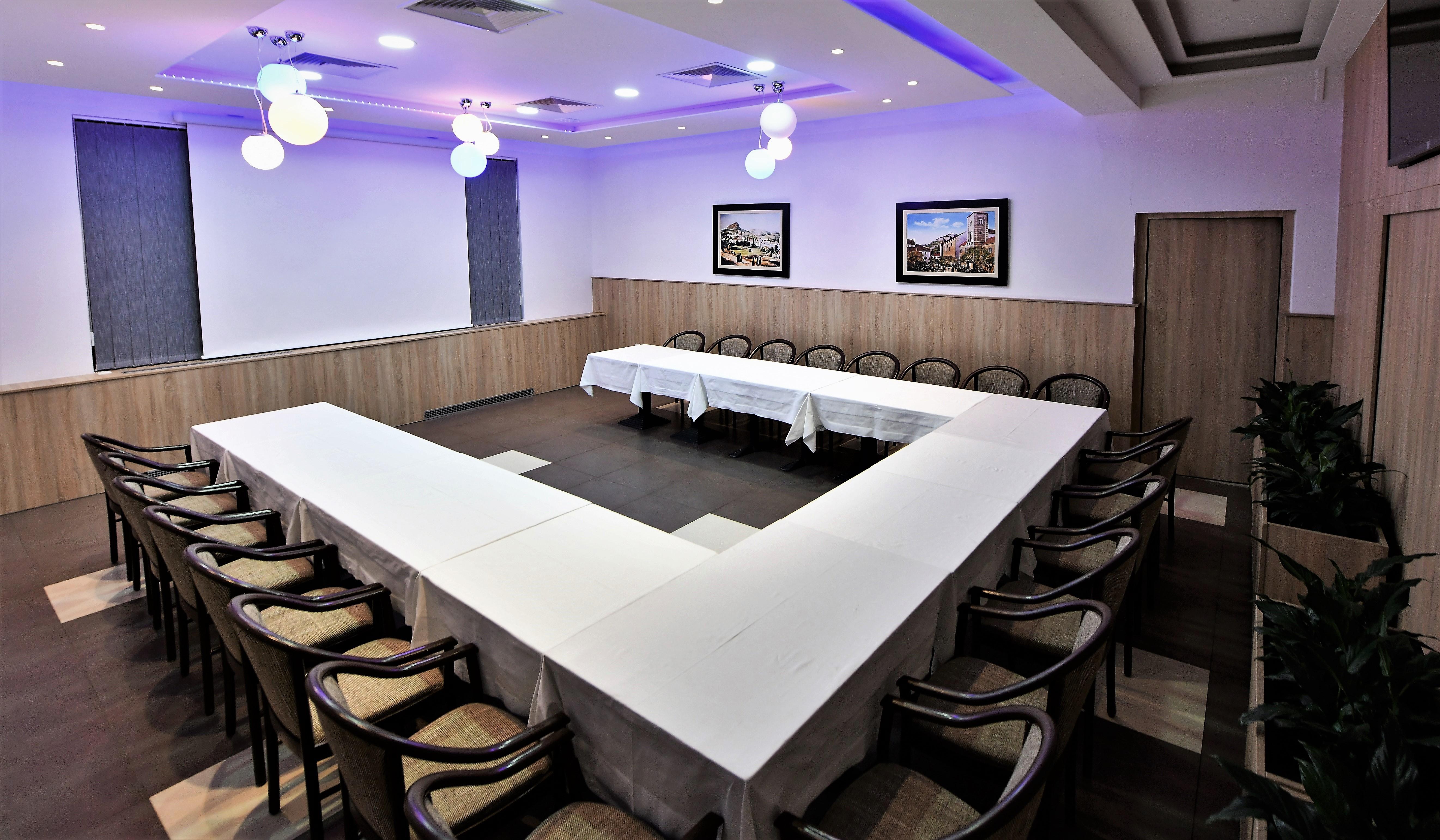 Hotel Alkar Sinj Exterior photo